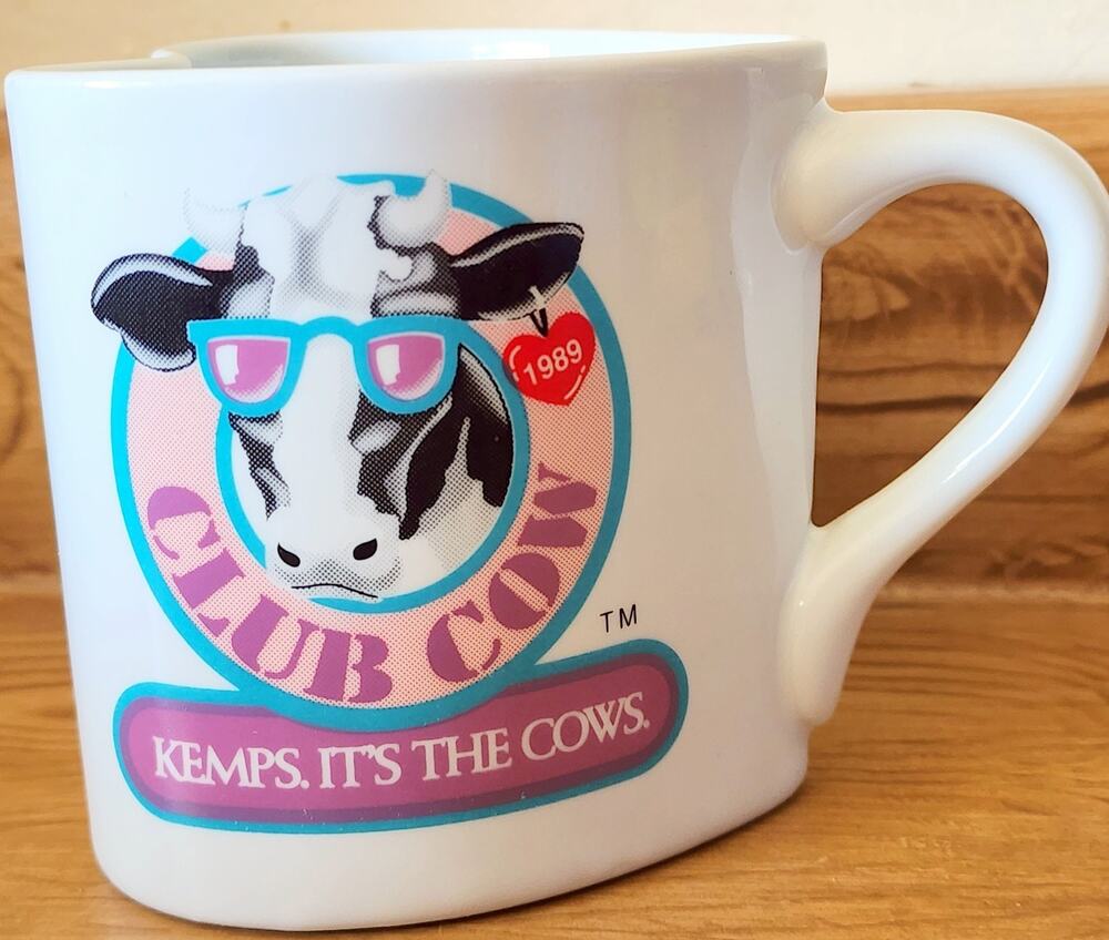 1989 Kemp's MARIGOLD FOODS Heart Shaped Ice Cream Mug Cup Collectors Series Rare